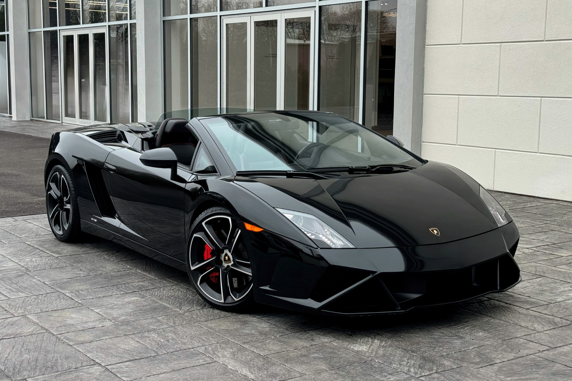 2013 Lamborghini Gallardo Image 8