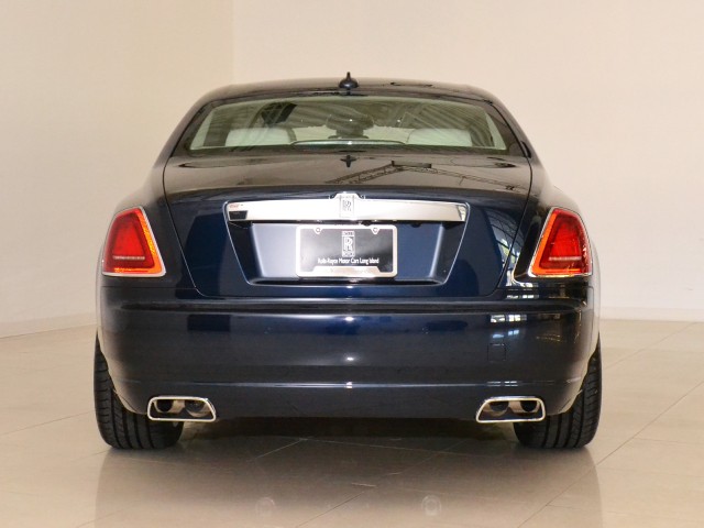 2011 Rolls-Royce Ghost Image 9