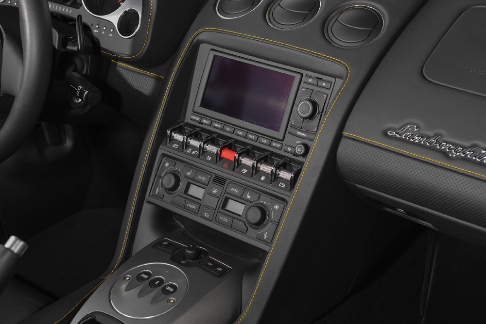 2010 Lamborghini Gallardo Image 24