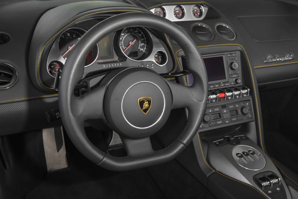 2010 Lamborghini Gallardo Image 6