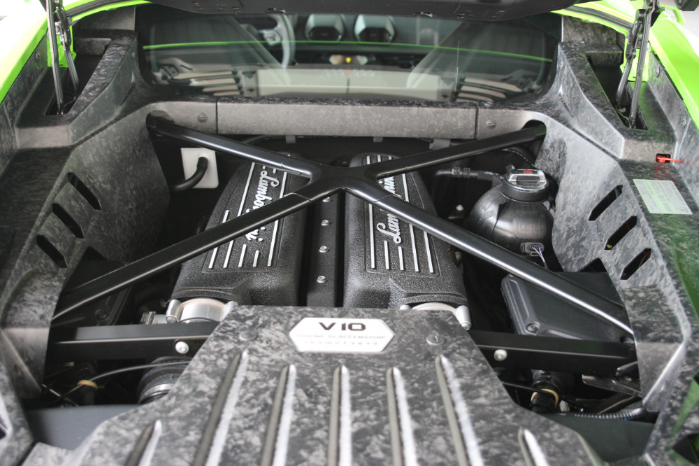 2015 Lamborghini Huracan Image 17