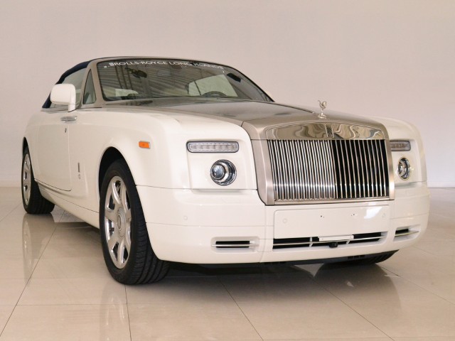 2011 Rolls-Royce Phantom Drophead Coupe Image 15