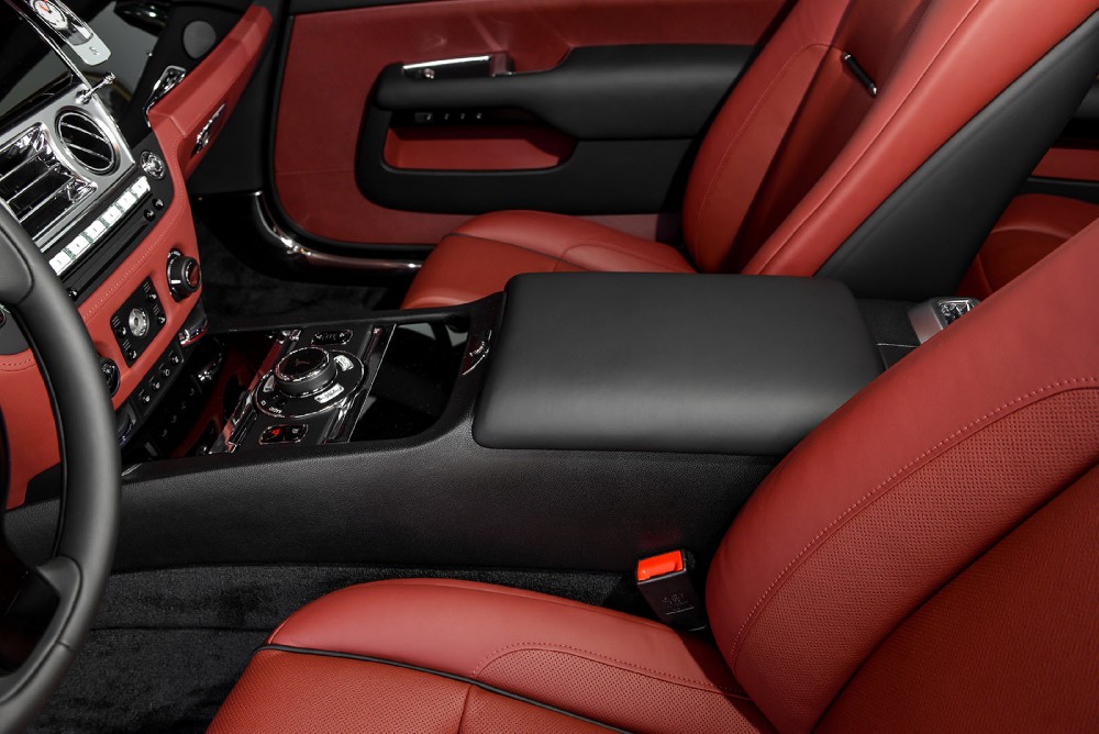 2015 Rolls-Royce Wraith Image 15