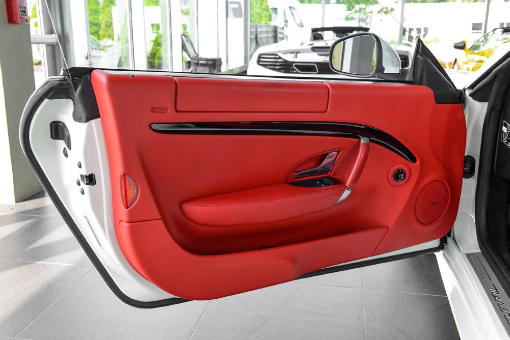 2011 Maserati GranTurismo Image 18