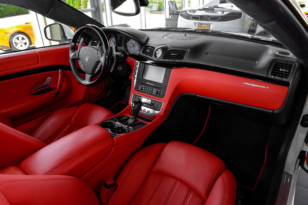 2011 Maserati GranTurismo Image 6