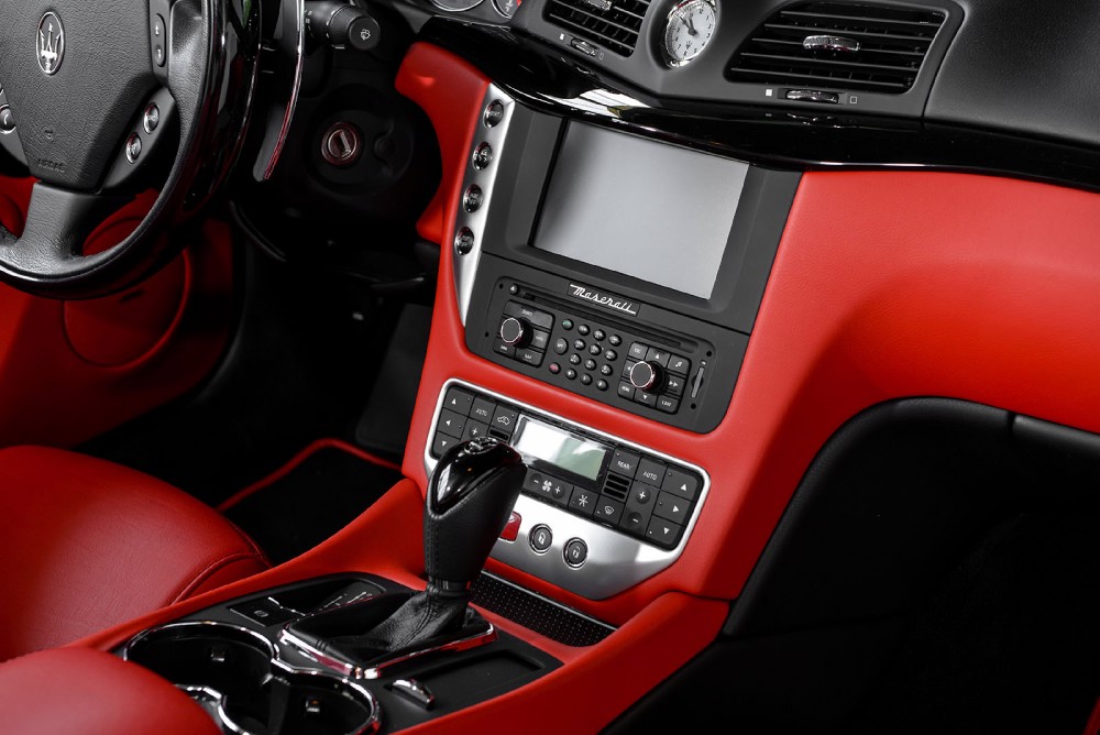 2011 Maserati GranTurismo Image 8