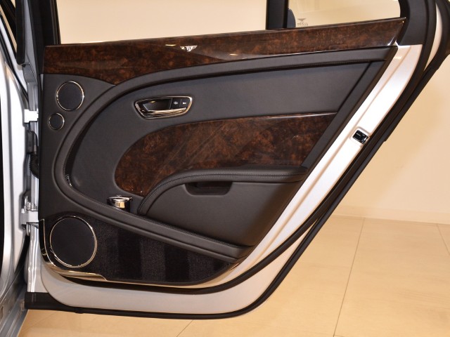 2011 Bentley Mulsanne Image 26