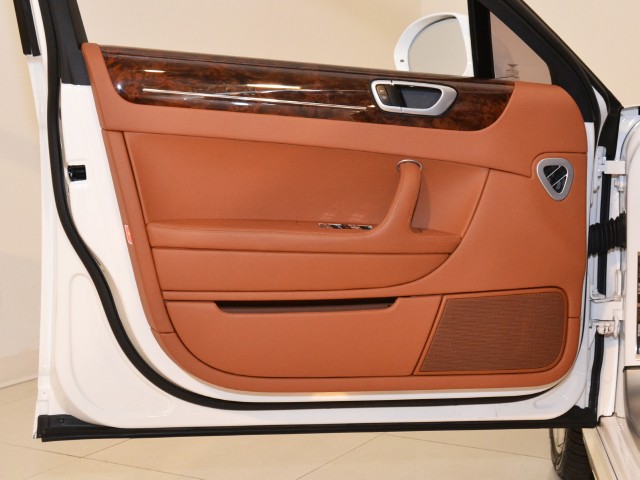 2010 Bentley Continental Flying Spur Image 23