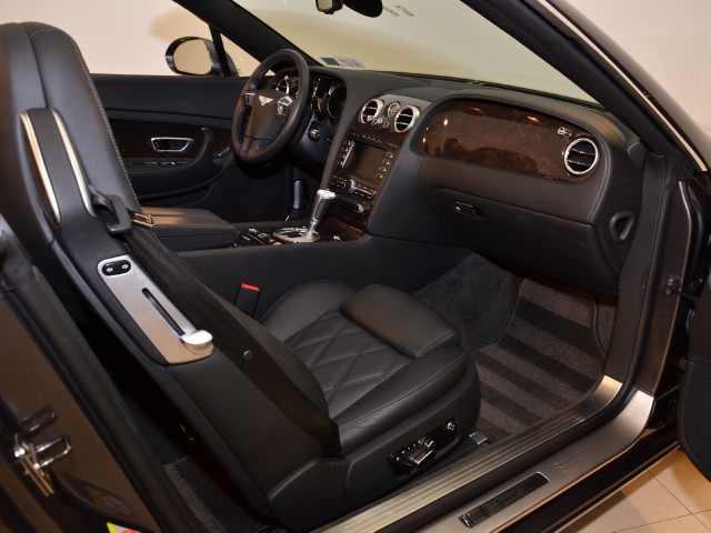 2010 Bentley Continental GT Speed Convertible Image 24