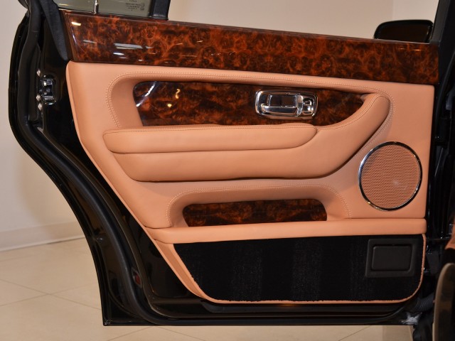 2009 Bentley Arnage Image 25
