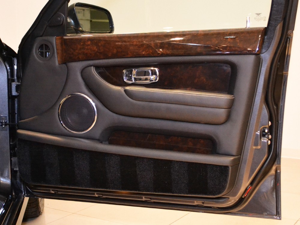 2009 Bentley Arnage Image 24