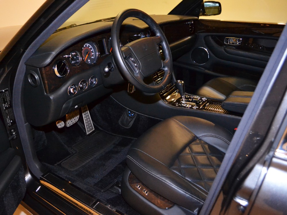 2009 Bentley Arnage Image 3