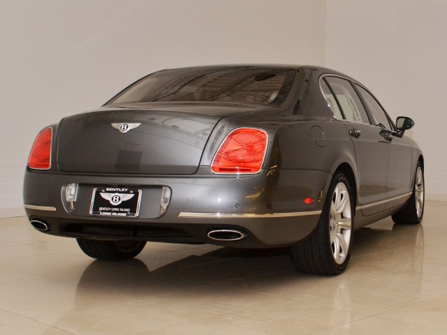 2009 Bentley Continental Flying Spur Image 2