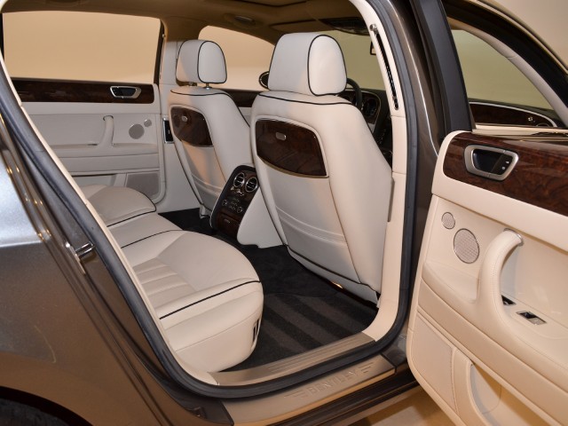 2009 Bentley Continental Flying Spur Image 21