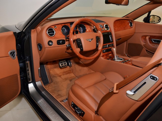 2009 Bentley Continental GT Convertible Image 3