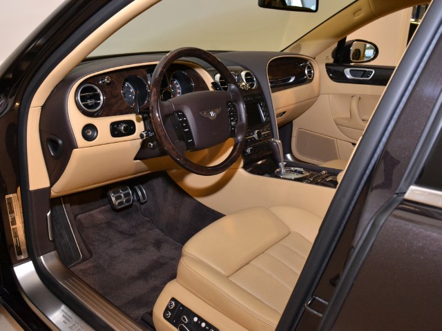 2008 Bentley Continental Flying Spur Image 3