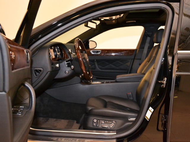 2008 Bentley Continental Flying Spur Image 13