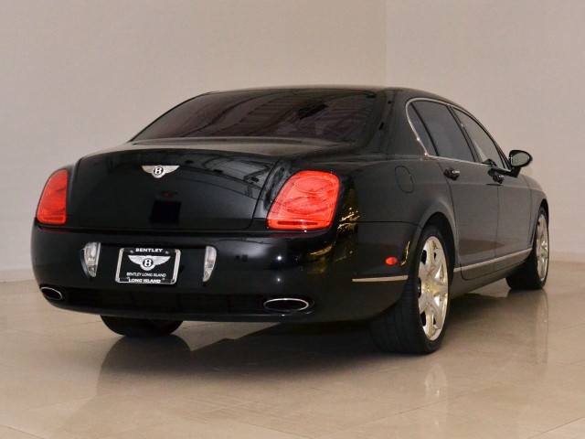 2008 Bentley Continental Flying Spur Image 2