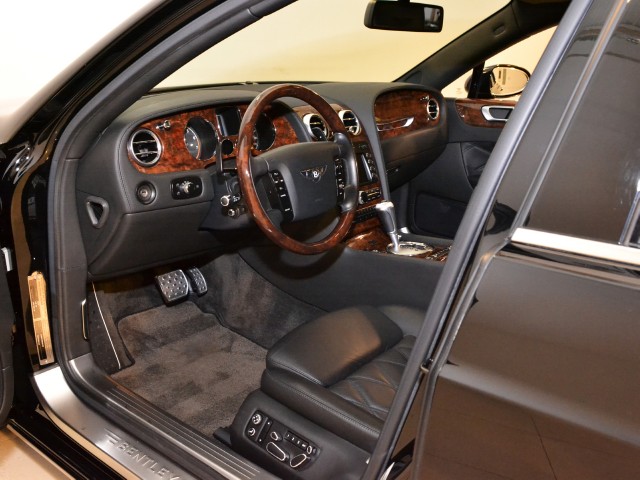 2008 Bentley Continental Flying Spur Image 3