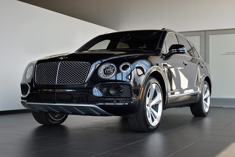 2017 Bentley Bentayga Image 18