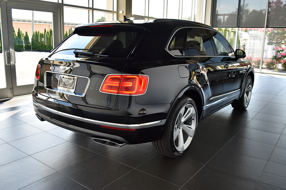 2017 Bentley Bentayga Image 22