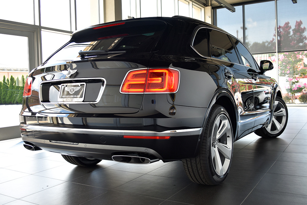 2017 Bentley Bentayga Image 4