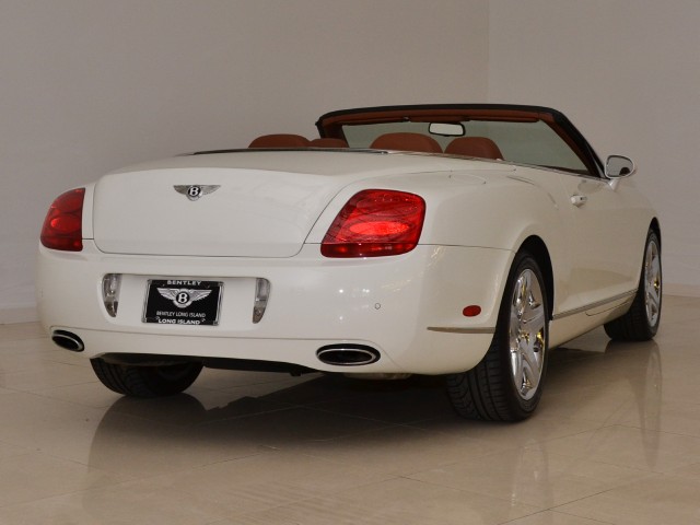 2007 Bentley Continental GT Convertible Image 2