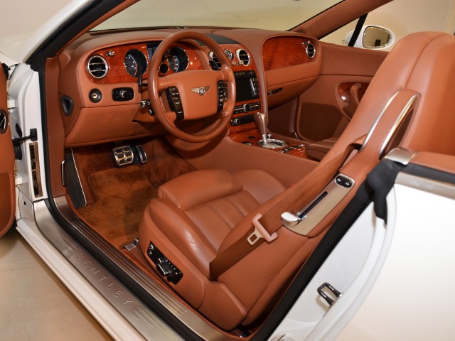 2007 Bentley Continental GT Convertible Image 3