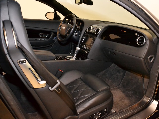 2007 Bentley Continental GT Image 16