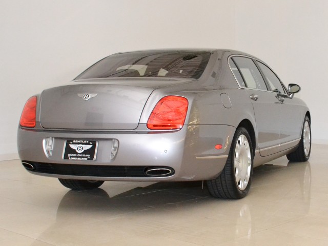 2006 Bentley Continental Flying Spur Image 2