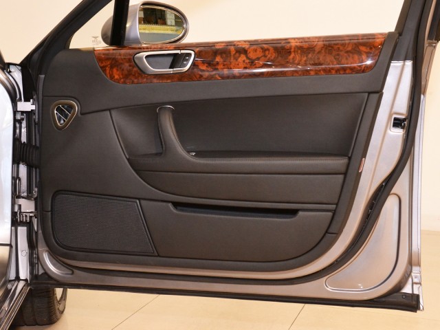 2006 Bentley Continental Flying Spur Image 24