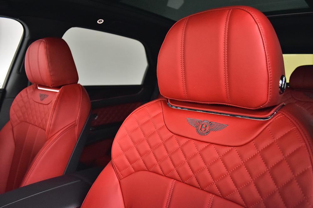 2017 Bentley Bentayga Image 14