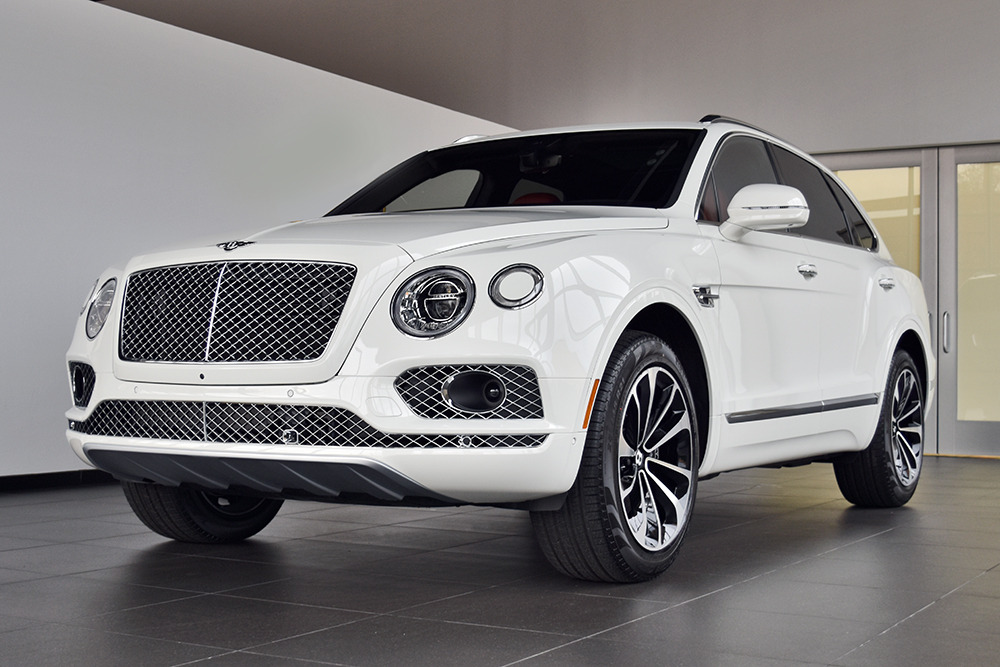2017 Bentley Bentayga Image 18