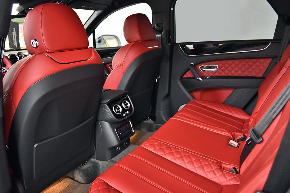2017 Bentley Bentayga Image 7