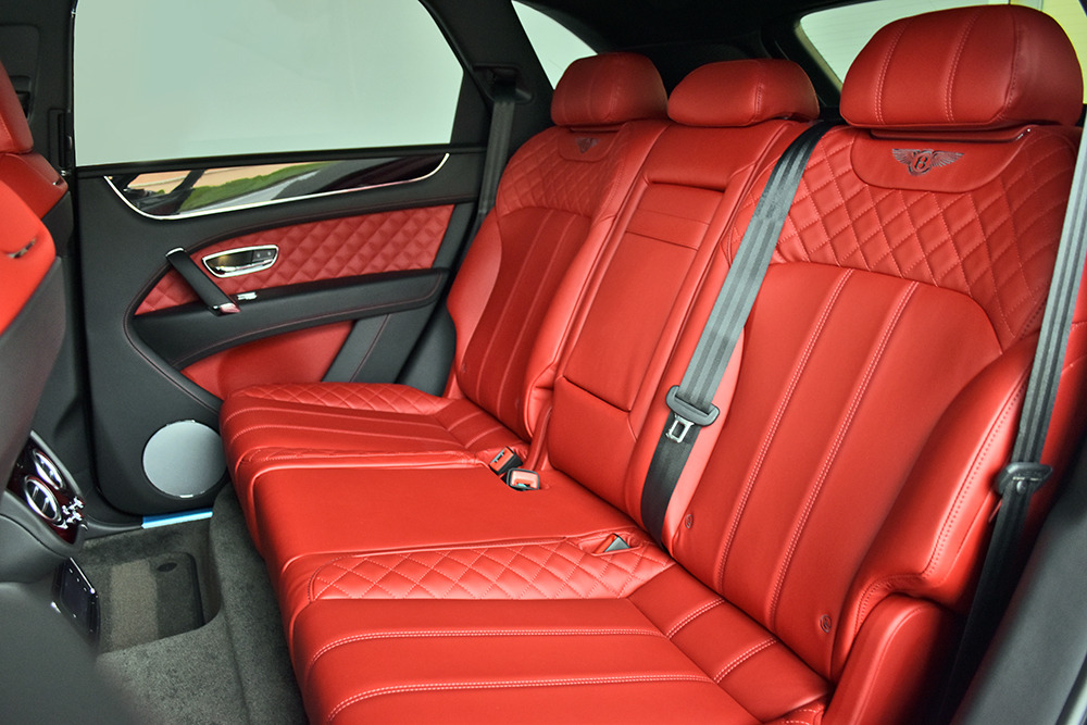 2017 Bentley Bentayga Image 8