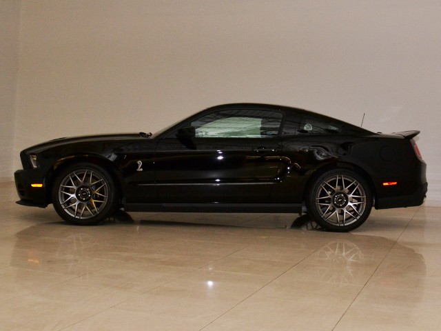2011 Ford Shelby GT500 Image 11