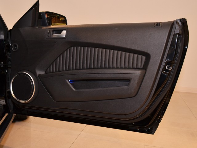 2011 Ford Shelby GT500 Image 19