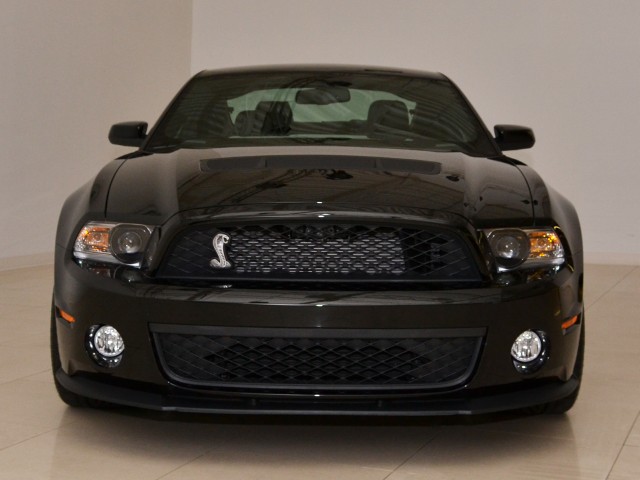 2011 Ford Shelby GT500 Image 6