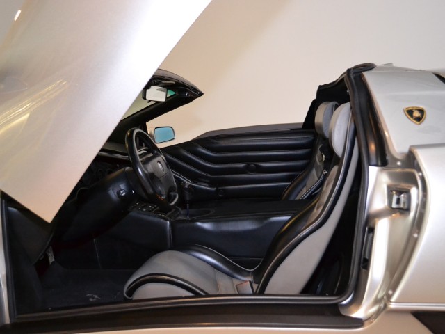 1999 Lamborghini Diablo VT Image 17