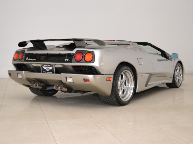 1999 Lamborghini Diablo VT Image 2
