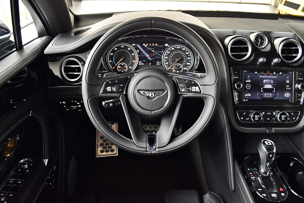 2017 Bentley Bentayga Image 13