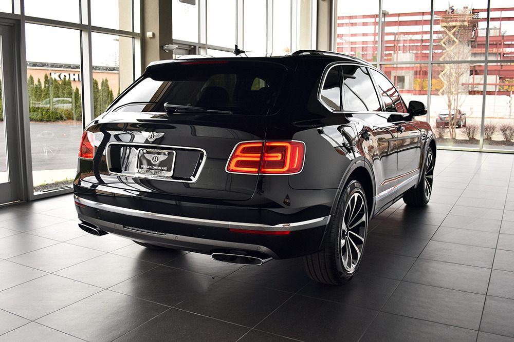 2017 Bentley Bentayga Image 22