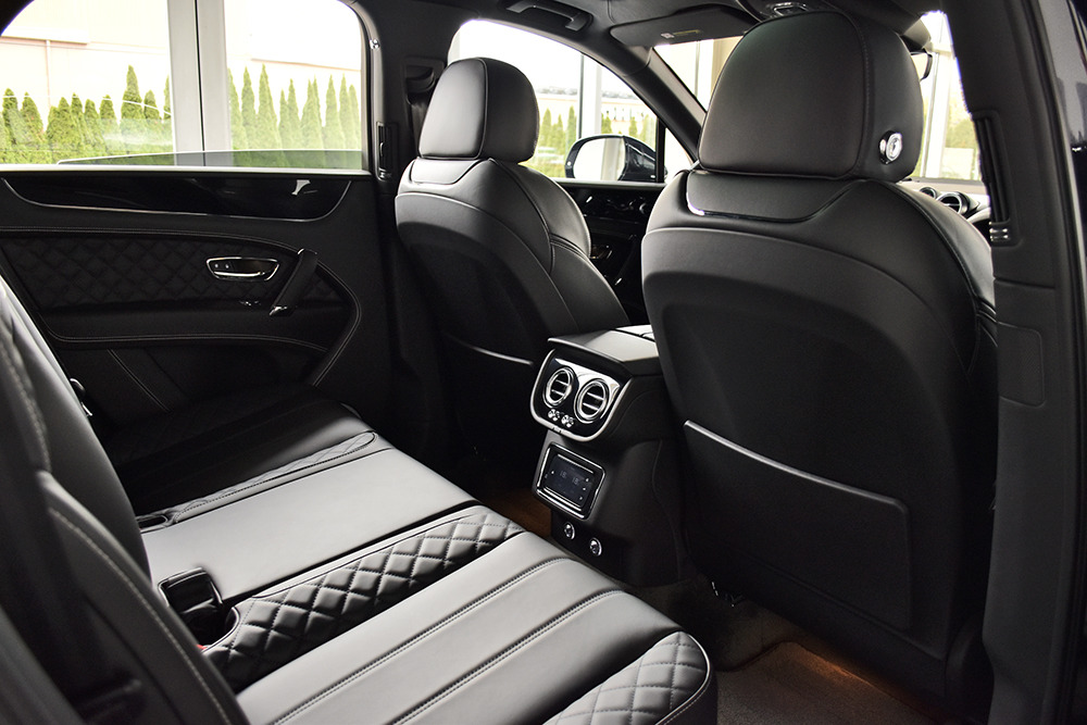 2017 Bentley Bentayga Image 26
