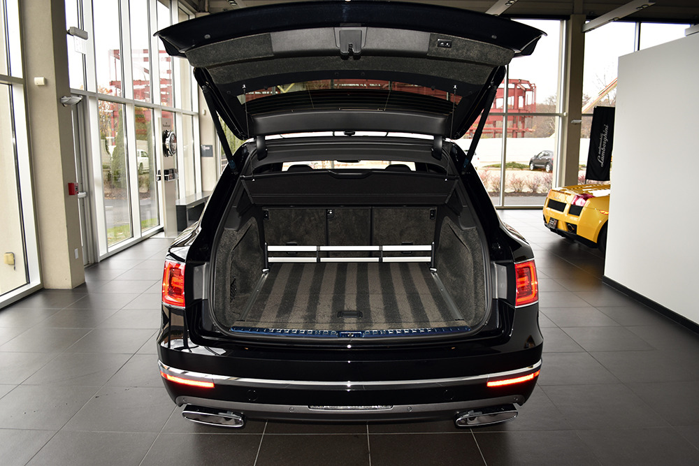 2017 Bentley Bentayga Image 29