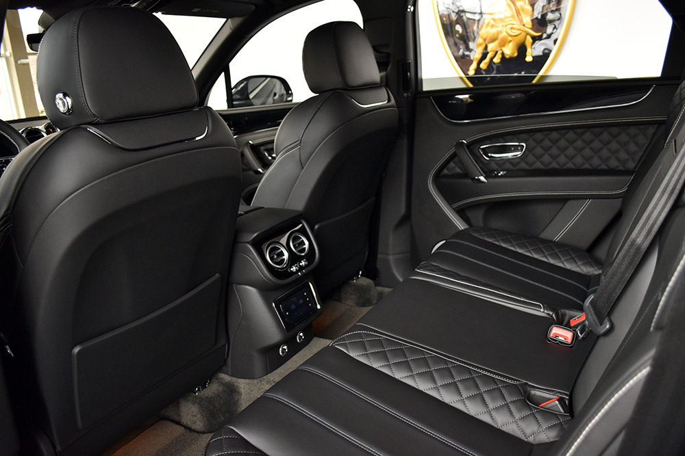 2017 Bentley Bentayga Image 8