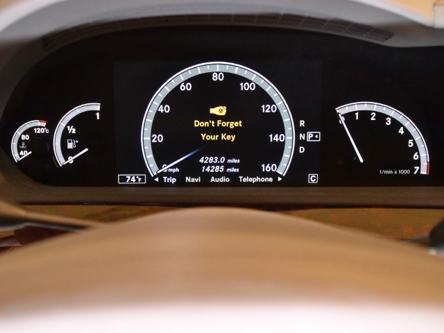 2010 Mercedes-Benz S550 Image 12