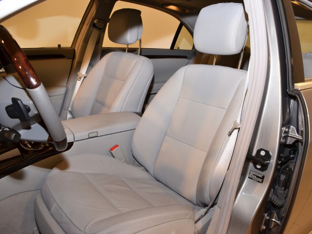 2010 Mercedes-Benz S550 Image 14