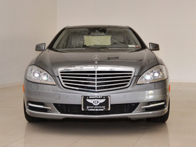 2010 Mercedes-Benz S550 Image 6