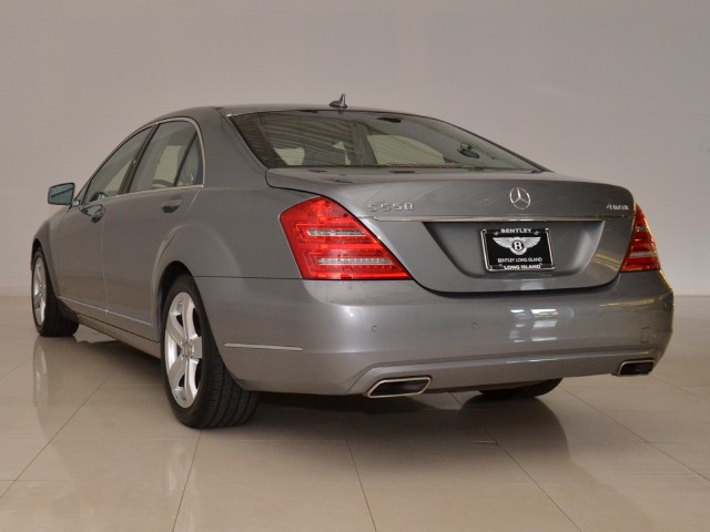 2010 Mercedes-Benz S550 Image 8