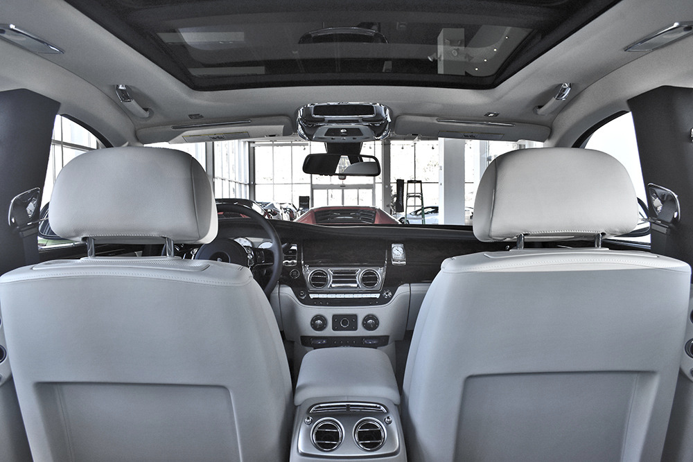 2017 Rolls-Royce Ghost Series II Image 15